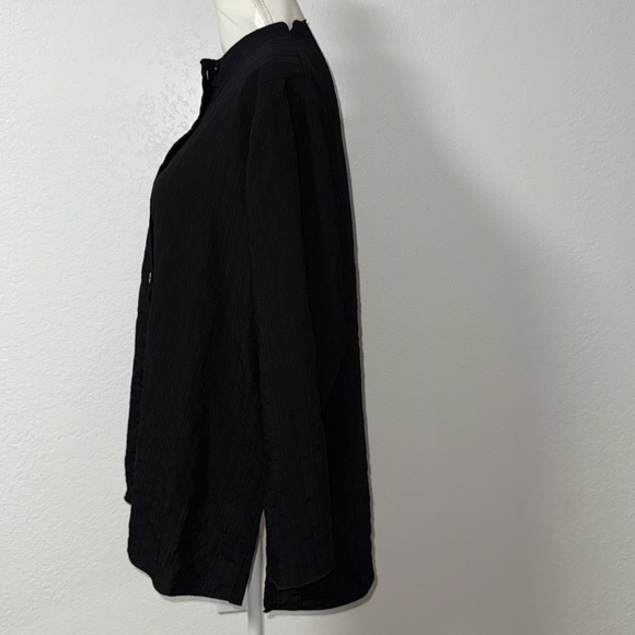 CTC Women's Black Button-Down Shirt - Picture 2 of 8